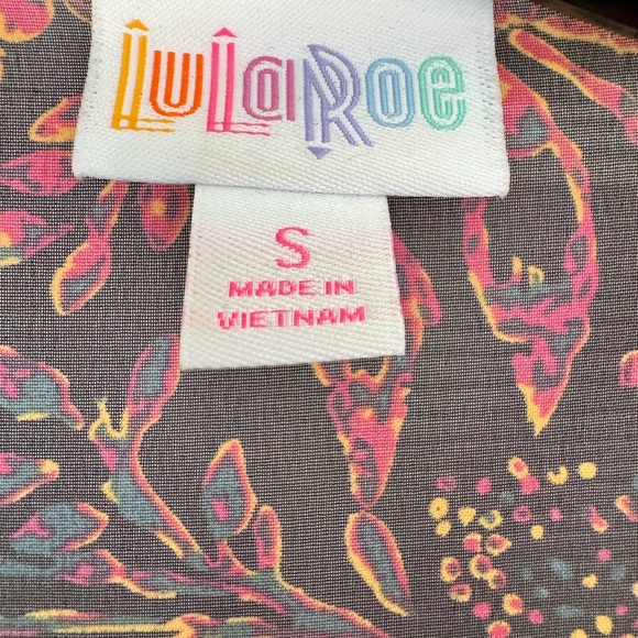 LuLaRoe Pink and Black Floral Kimono - Picture 2 of 3